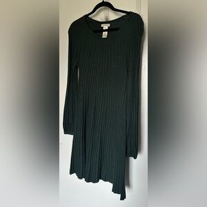 Max Studio Dark Green Ribbed Knit Long Sleeve Dress